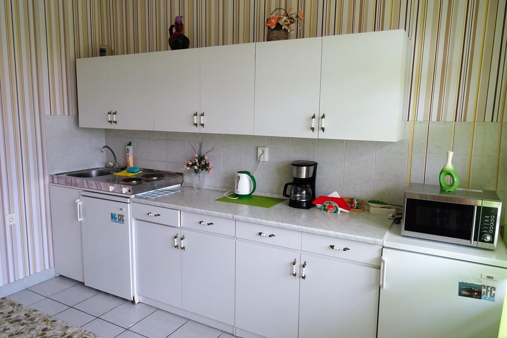 Altan Apartments Heviz Exterior photo